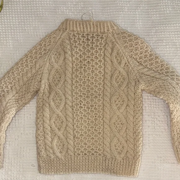 Child’s Cozy Cable Knit Wool Sweater- Vintage Handmade - Picture 12 of 12